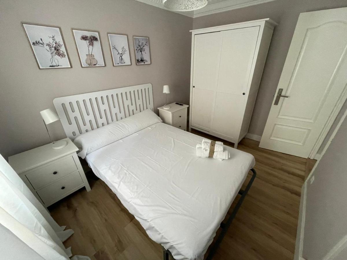 Alameda Apartament Center ซานตานเดร์ ภายนอก รูปภาพ