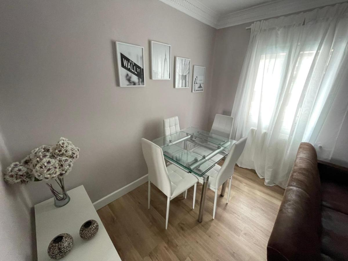 Alameda Apartament Center ซานตานเดร์ ภายนอก รูปภาพ