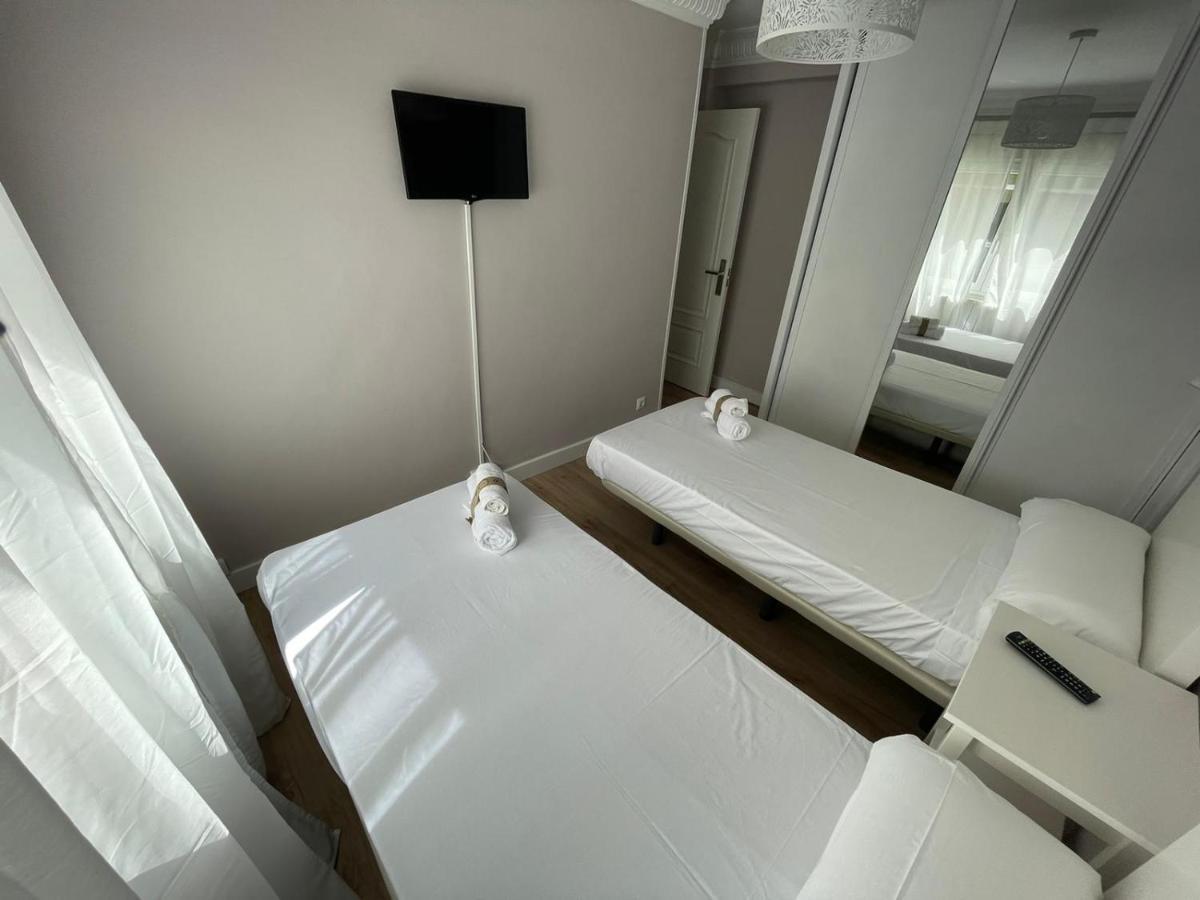 Alameda Apartament Center ซานตานเดร์ ภายนอก รูปภาพ
